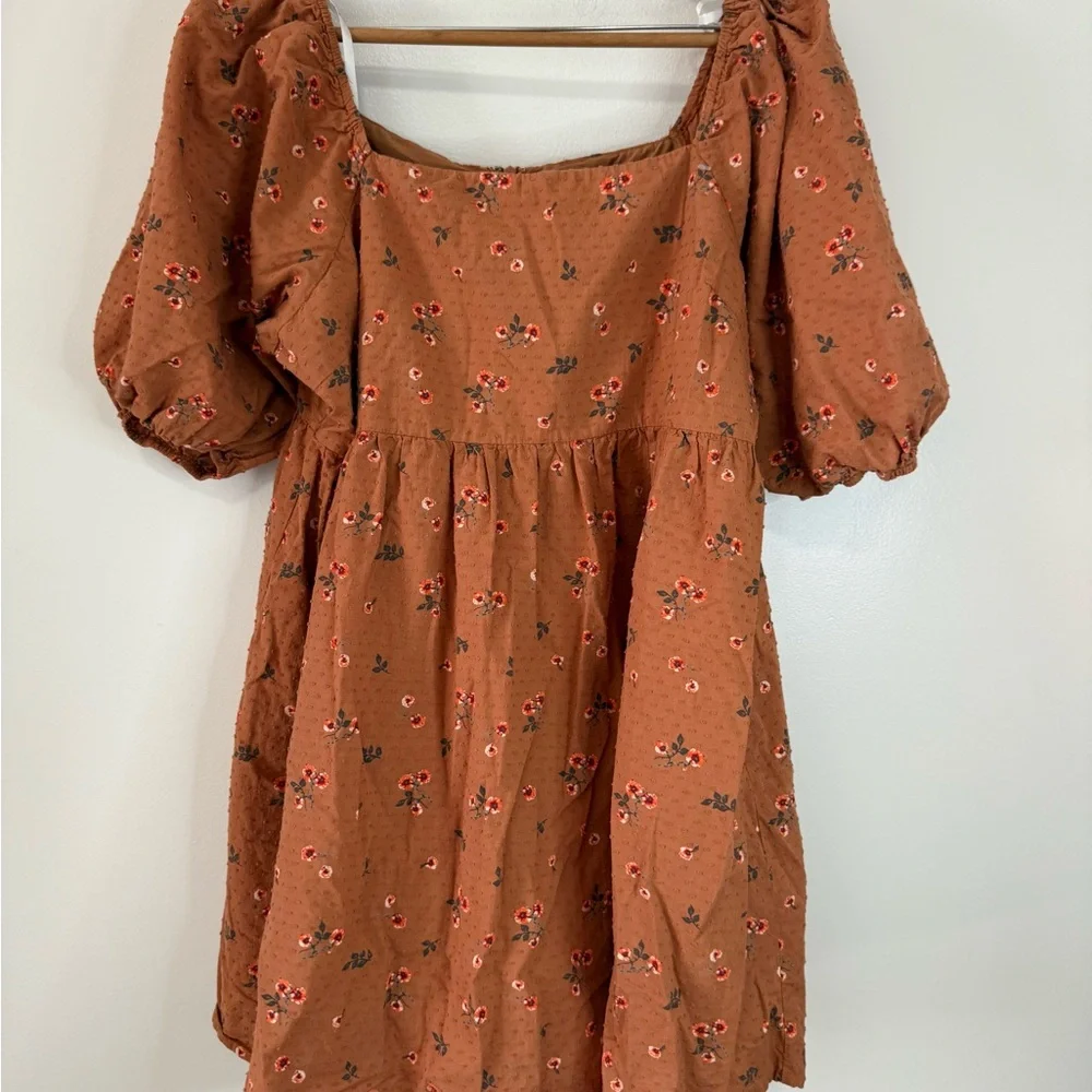 Arula tan with floral print Floral Puff Sleeve Dress in size large/xl - Picture 2 of 15